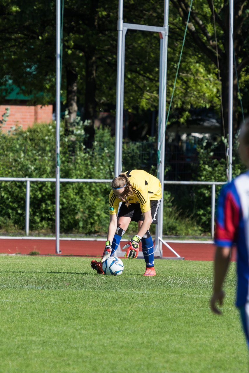 Bild 383 - wBJ SV Henstedt Ulzburg - Hamburger SV : Ergebnis: 0:2